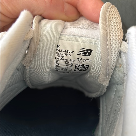 New Balance 574 Light Tan Athletic Shoes - Picture 3 of 6